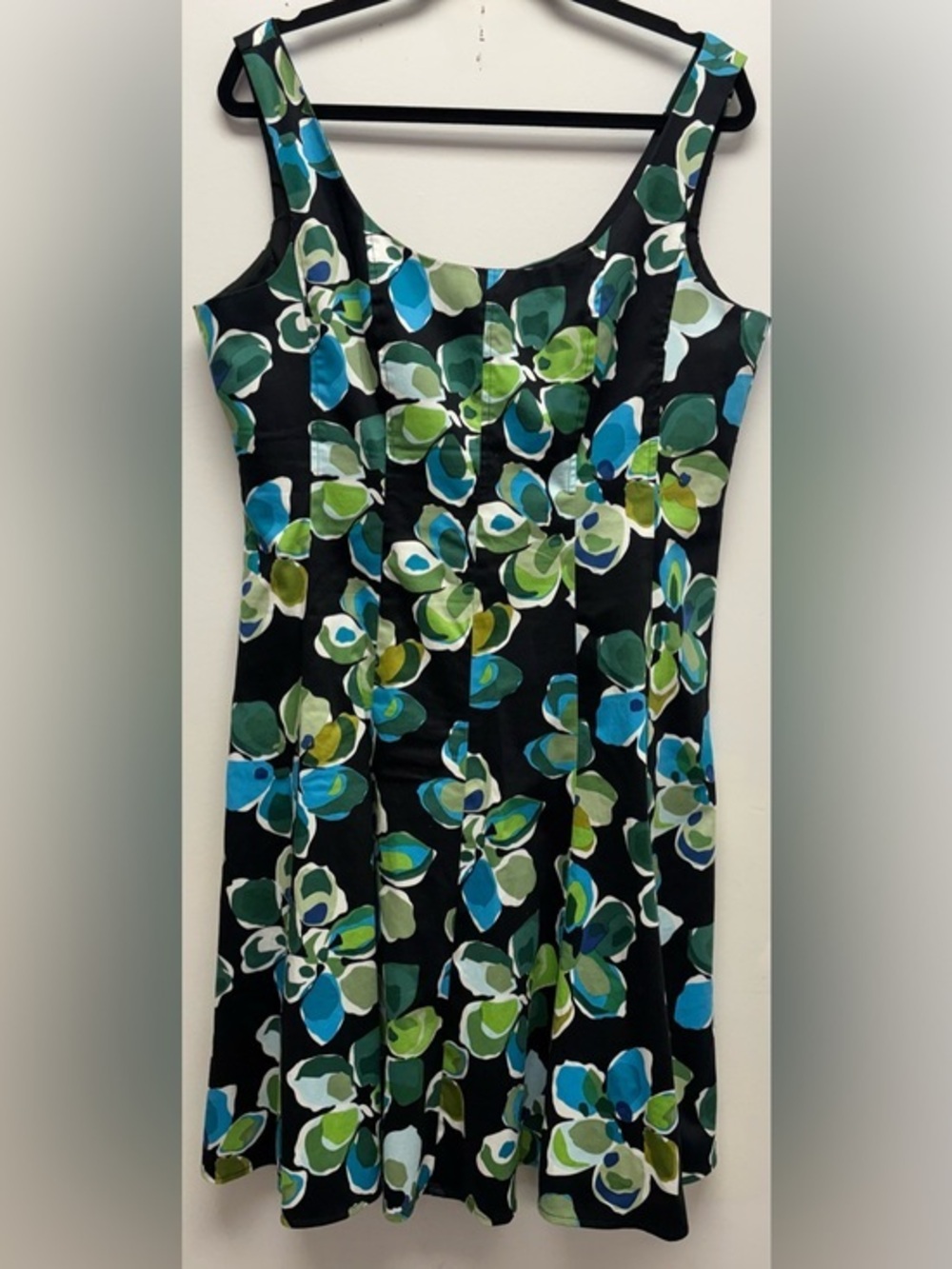 4 for $25 💚 Floral Fit & Flare Dress | Women's XL